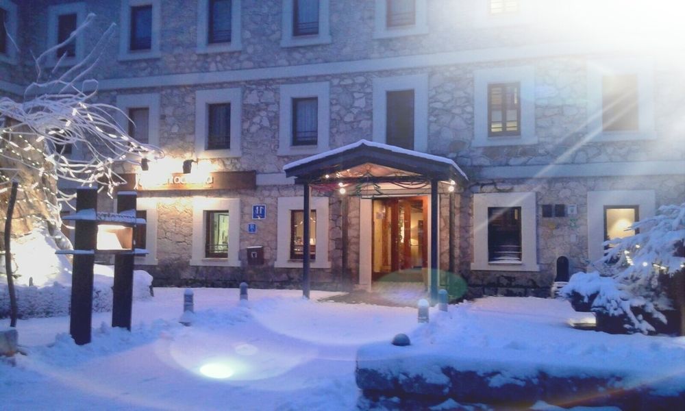 Hotel Santa Cristina Petit Spa Canfranc Buitenkant foto